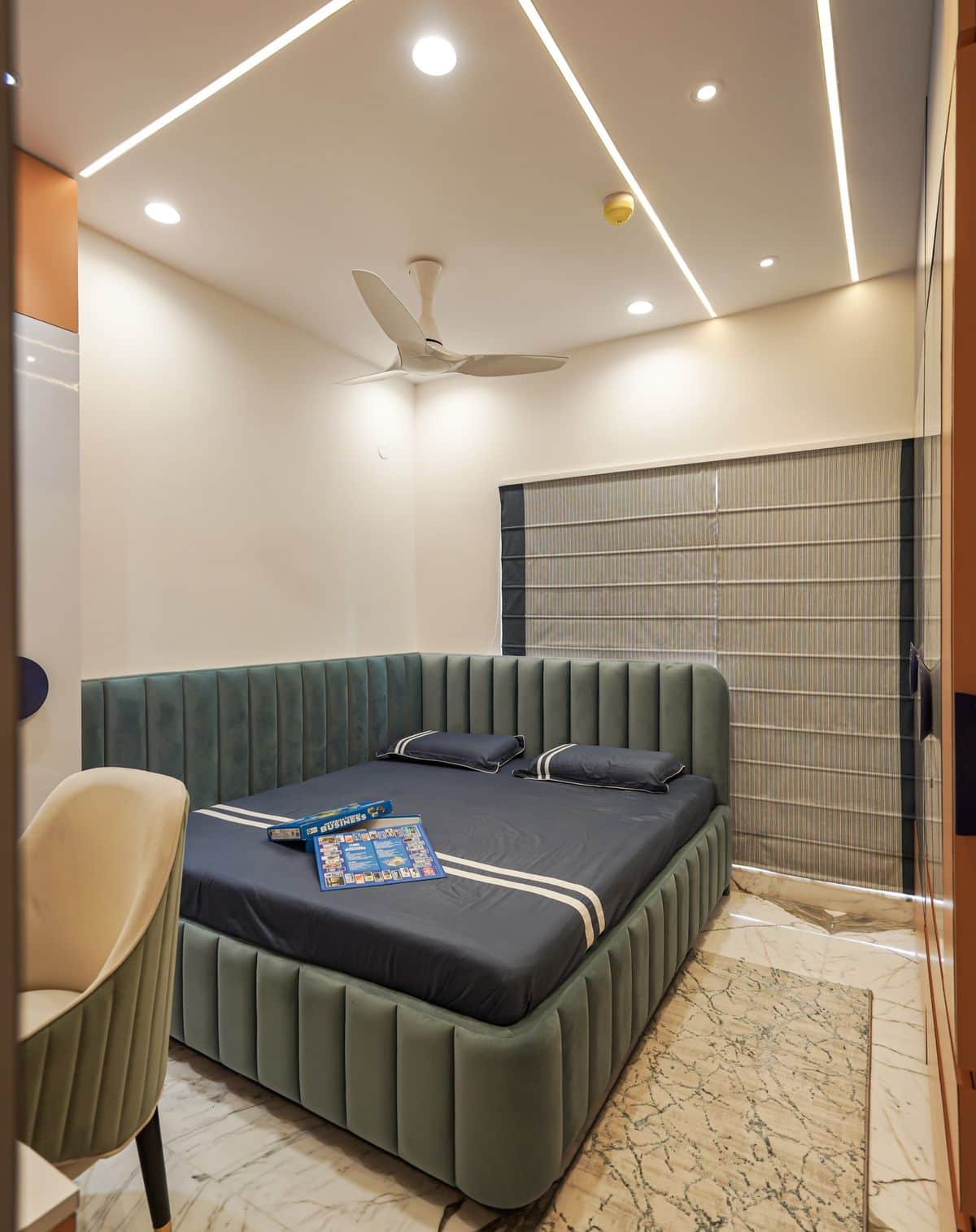 A modern platform bed featuring a distinctive wraparound headboard and footboard design. The entire… — free STL 3D model