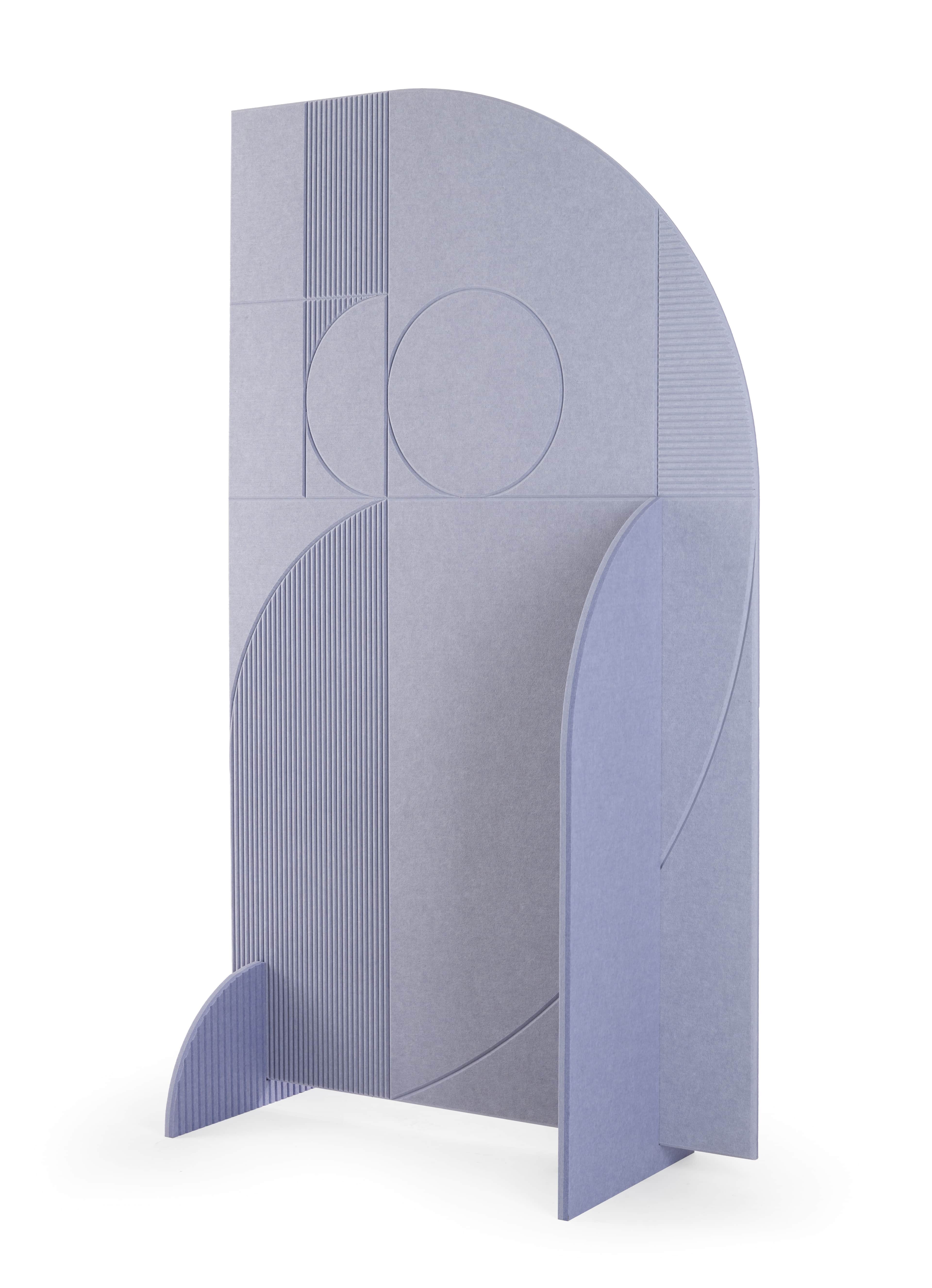 A freestanding room divider with a geometric design. The primary panel is large and semicircular at… — free BLEND 3D model