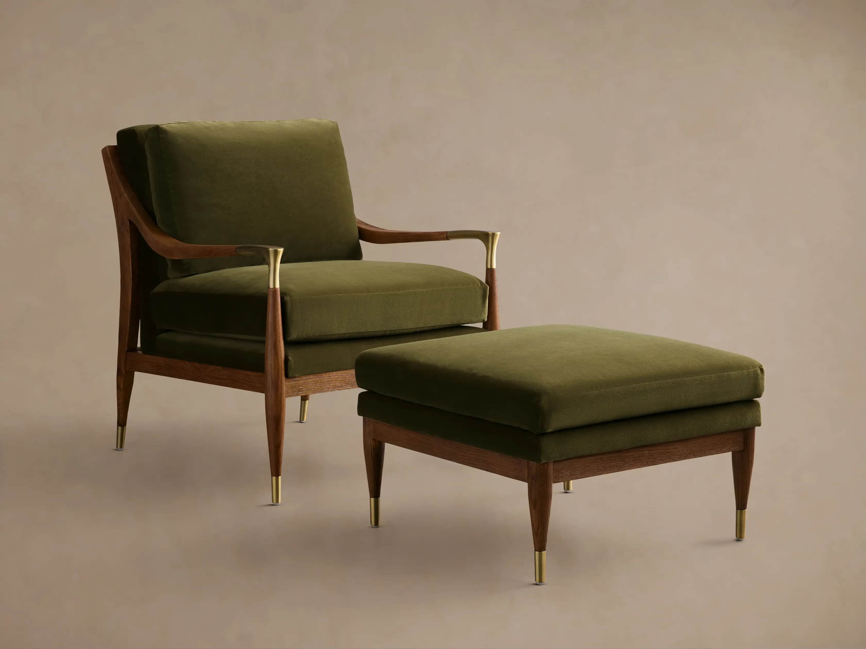 A contemporary lounge chair with a distinct mid-century modern aesthetic, featuring an exposed dark-… — free BLEND 3D model