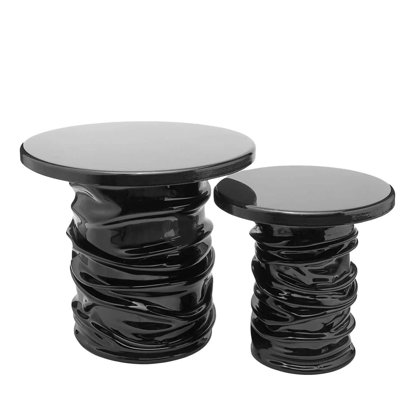 A contemporary accent table featuring a round, flat top and a distinctively sculptural, wavy base, a… — 3D model