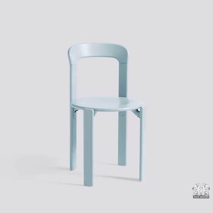 A light blue molded plastic chair with a round seat, four straight legs, and a gently curved backres… — 3D model