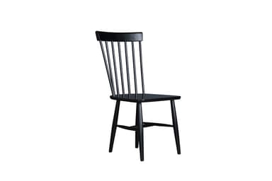 A classic black lacquered Windsor-style dining chair, featuring a tall spindle backrest and a solid wood saddle-shaped seat. The chair stands on four splayed and tapered legs, reinforced by H-stretchers, offering a timeless and sturdy design. — 3D model