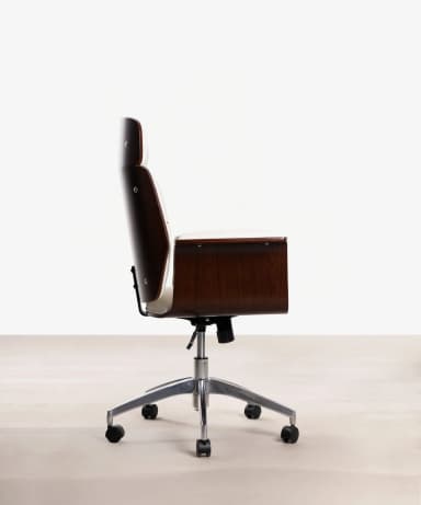 A modern swivel office chair featuring a contoured dark wood veneer shell, white upholstered seating and backrest, and a polished metal five-star base with casters and an adjustable height mechanism. — 3D model