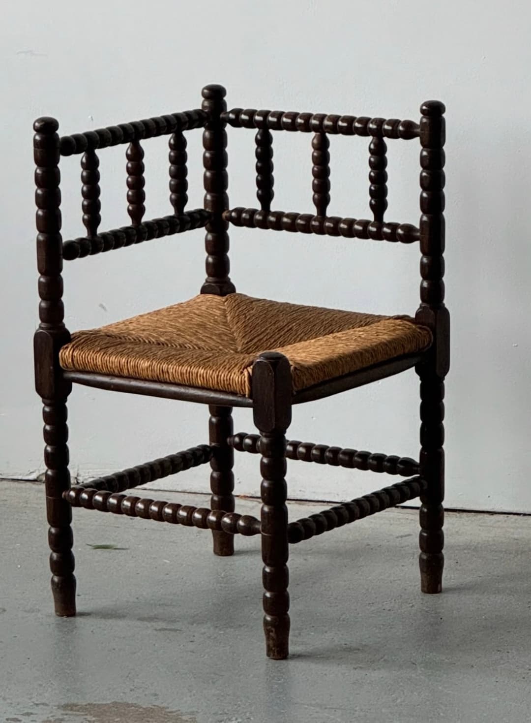 Dark Wood Bobbin Chair 3D Model — Free Download | FurniMesh