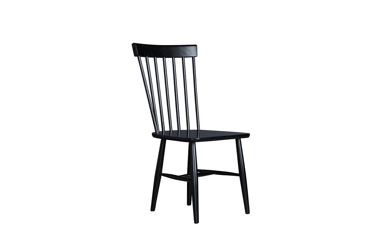 A classic black lacquered Windsor-style dining chair, featuring a tall spindle backrest and a solid wood saddle-shaped seat. The chair stands on four splayed and tapered legs, reinforced by H-stretchers, offering a timeless and sturdy design. — 3D model