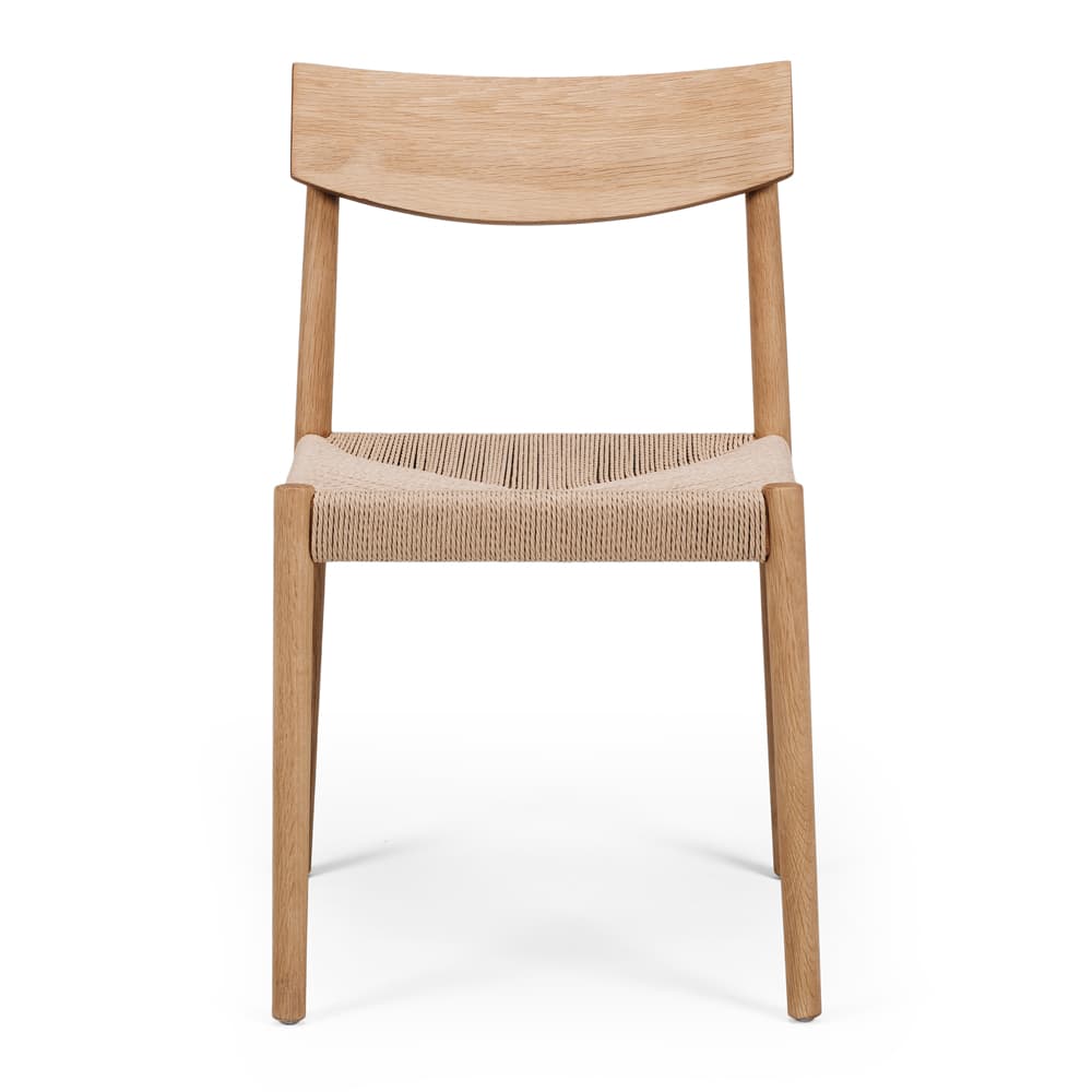 A light-colored wooden dining chair with a curved backrest and a hand-woven seat. — 3D model